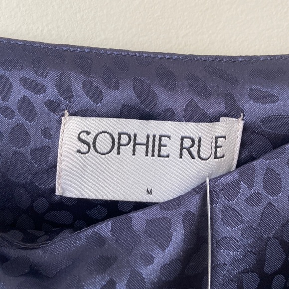 Pattern navy mini dress - Picture 4 of 6